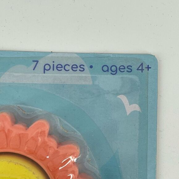 Kids Beach Day 7-Piece Puzzle Chalk Set – Palm Tree, Sun, Cloud & Sandcastle - Picture 3 of 5